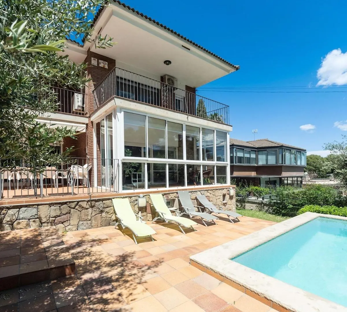 Elis House Piscina Privada Villa Mediterranea Castelldefels