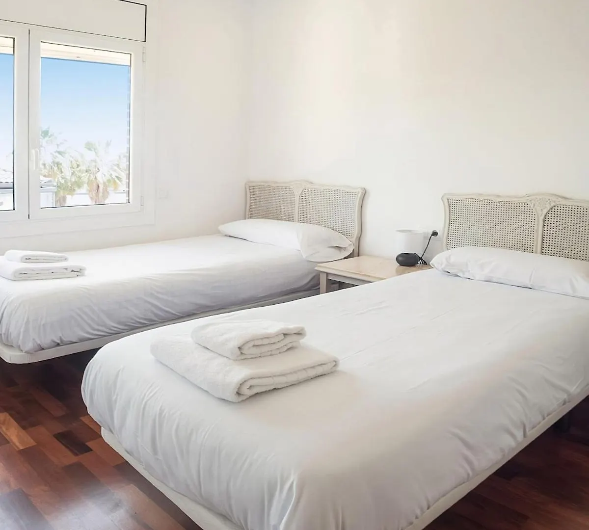 Elis House Piscina Privada Villa Mediterranea Castelldefels