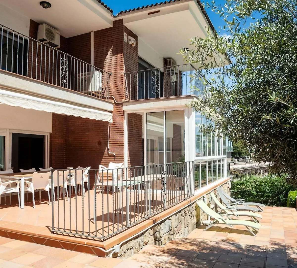 Дом отдыха Elis House Piscina Privada Villa Mediterranea Кастельдефельс